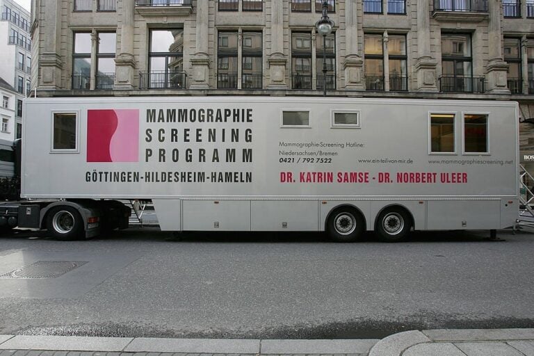 Mammovan Brings Two Breast Cancer Screening Stops to Las Vegas This Week